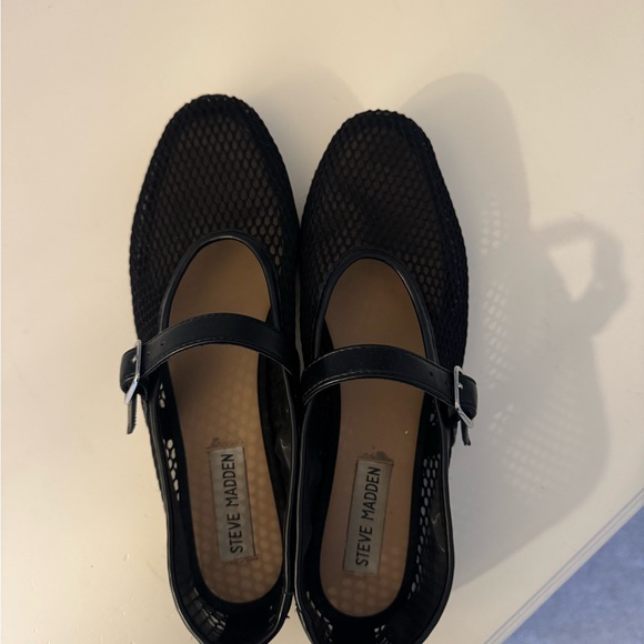 Steve Madden Black Mesh Flats - Picture 4 of 4